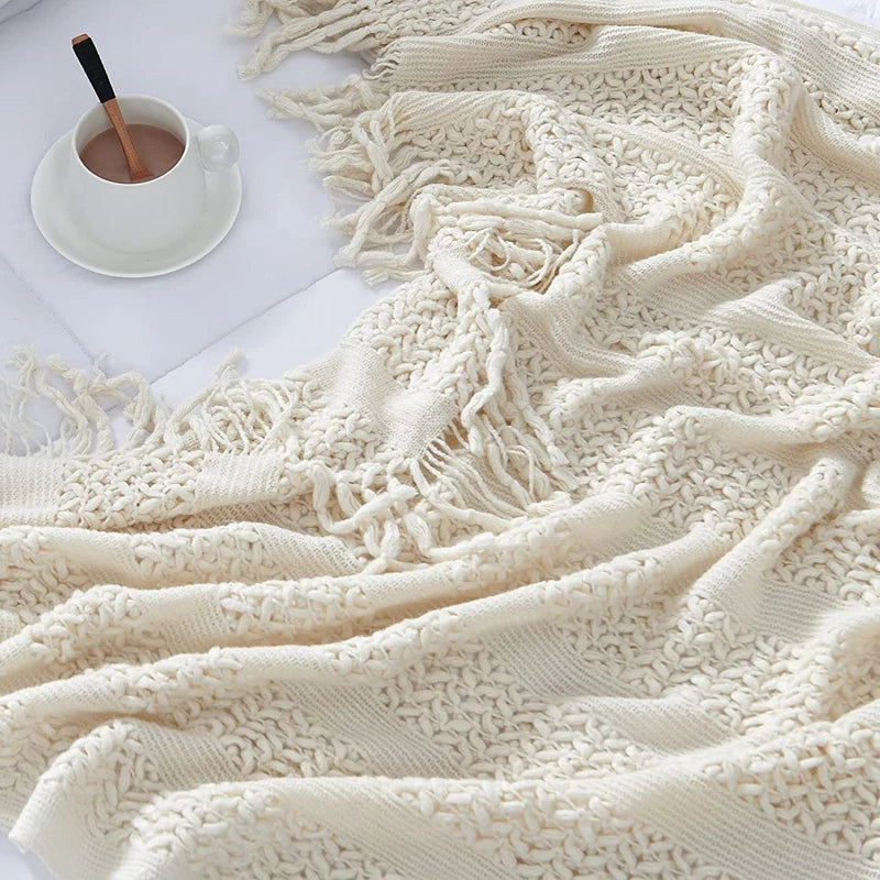 Cloud Tassel Blanket