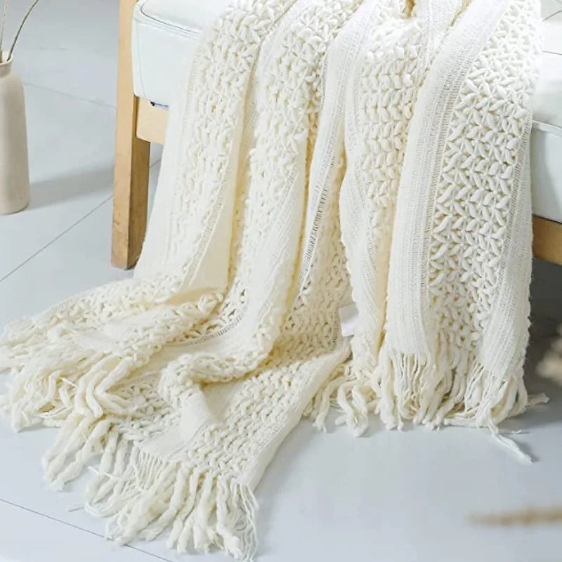 Cloud Tassel Blanket