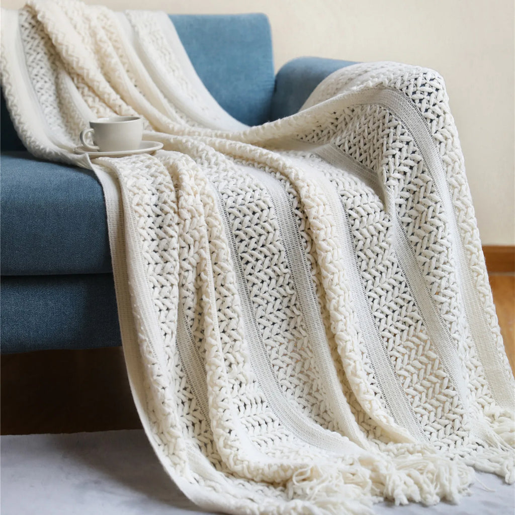 Cloud Tassel Blanket